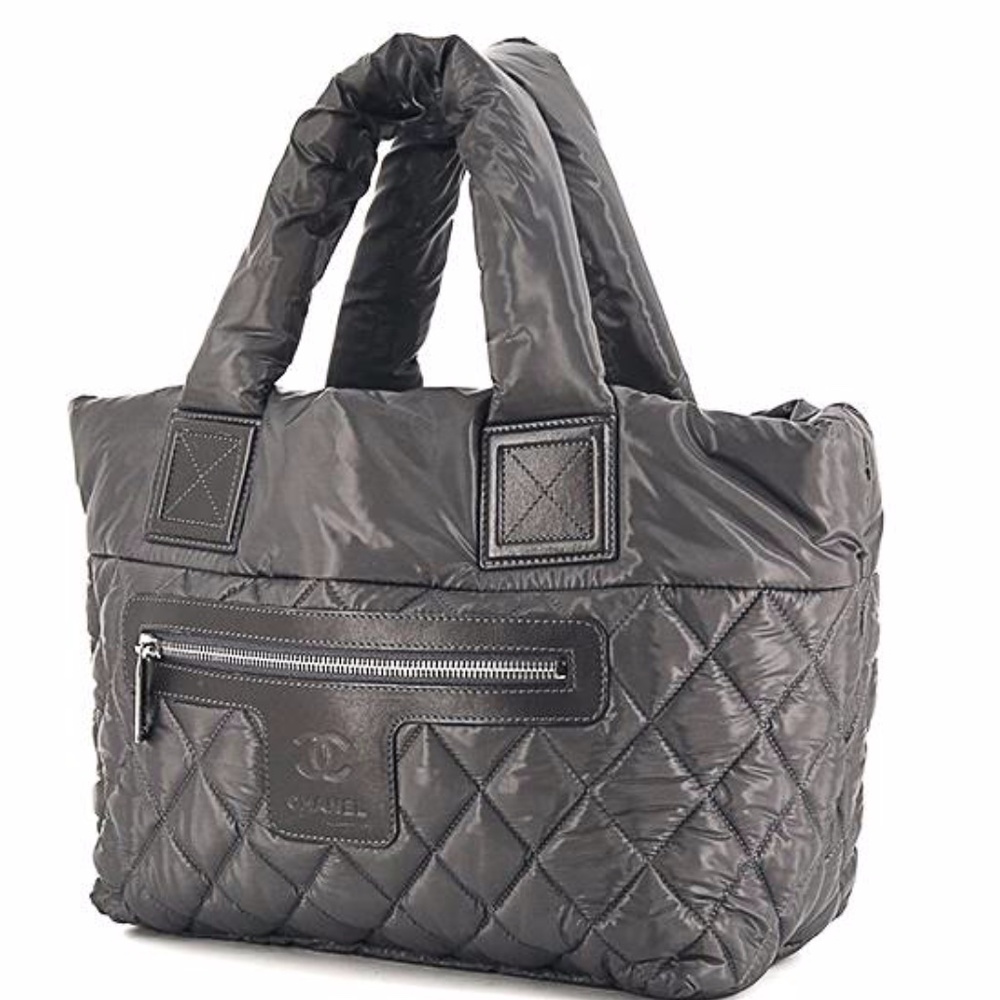 Authentic Coco Cocoon Chanel Tote w/authenticity card & sticker